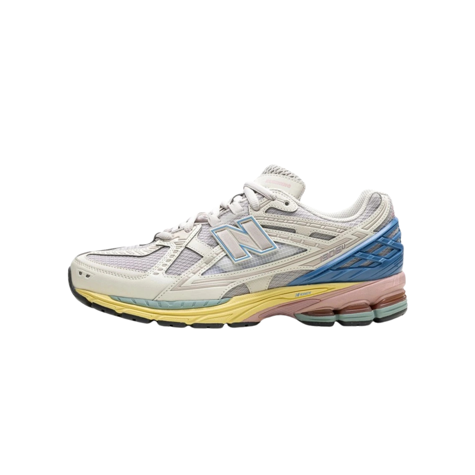 New Balance luna new year