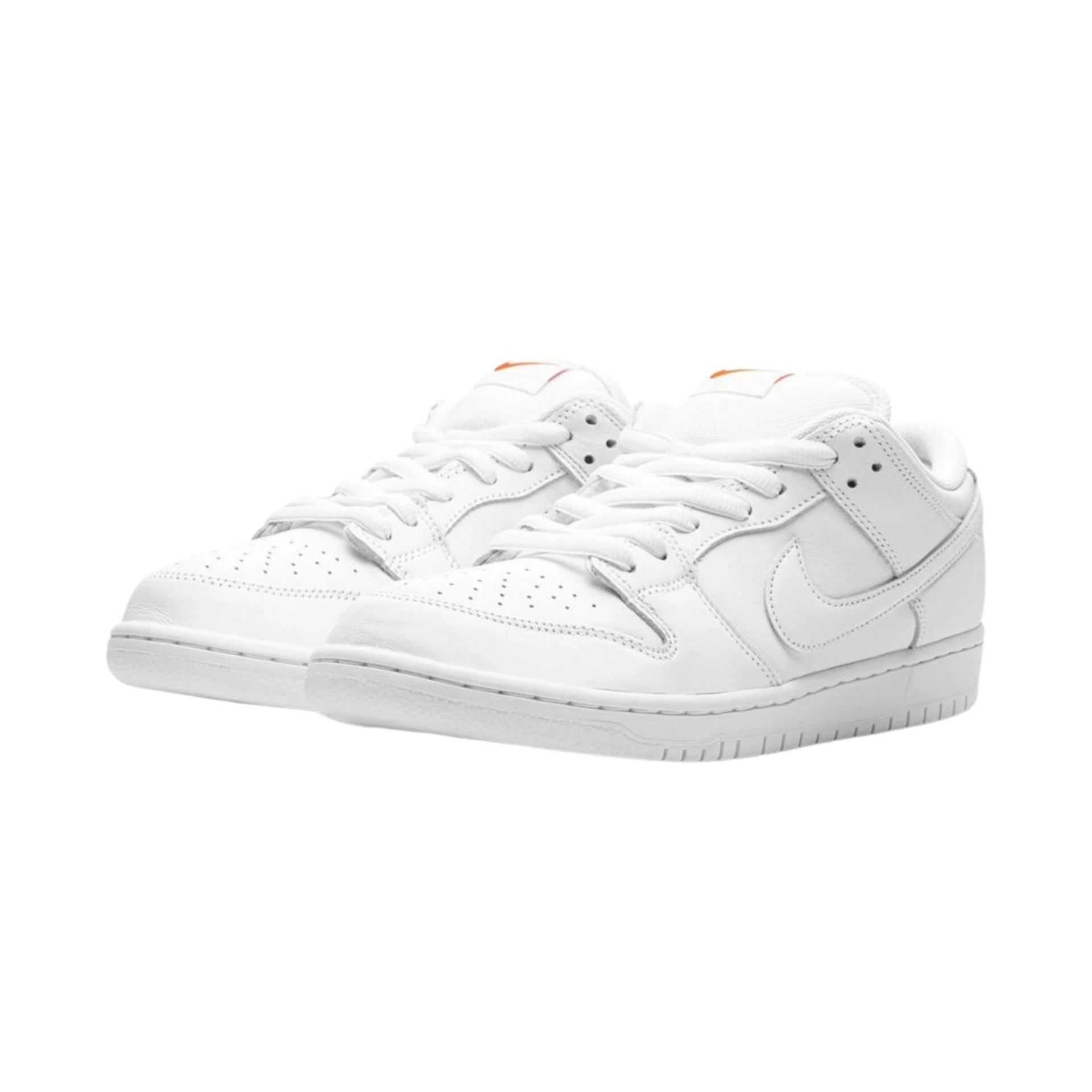 sb dunk low triple white